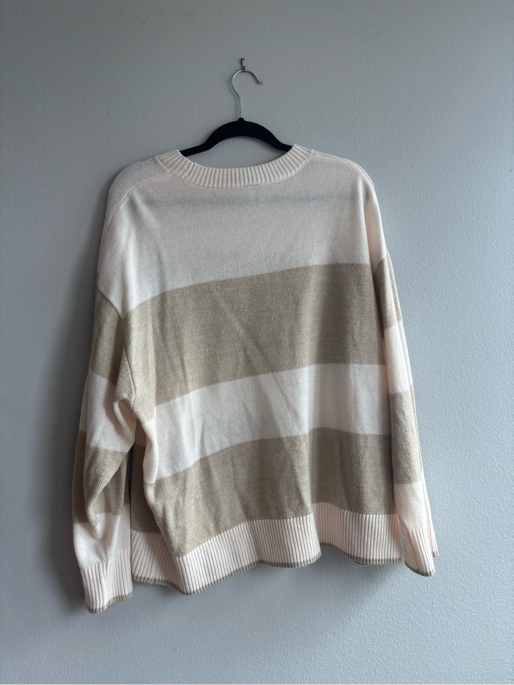 š¤Striped Sweater - Picture 6 of 8